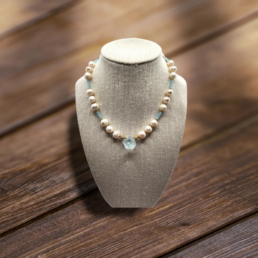 Freshwater Pearl, Raw Aquamarine Quartz choker necklace